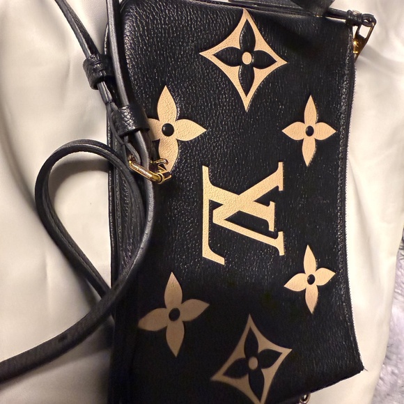 Pre-owned Louis Vuitton Empreinte Monogram Giant Double Zip Pochette Black Cream - Picture 1 of 12